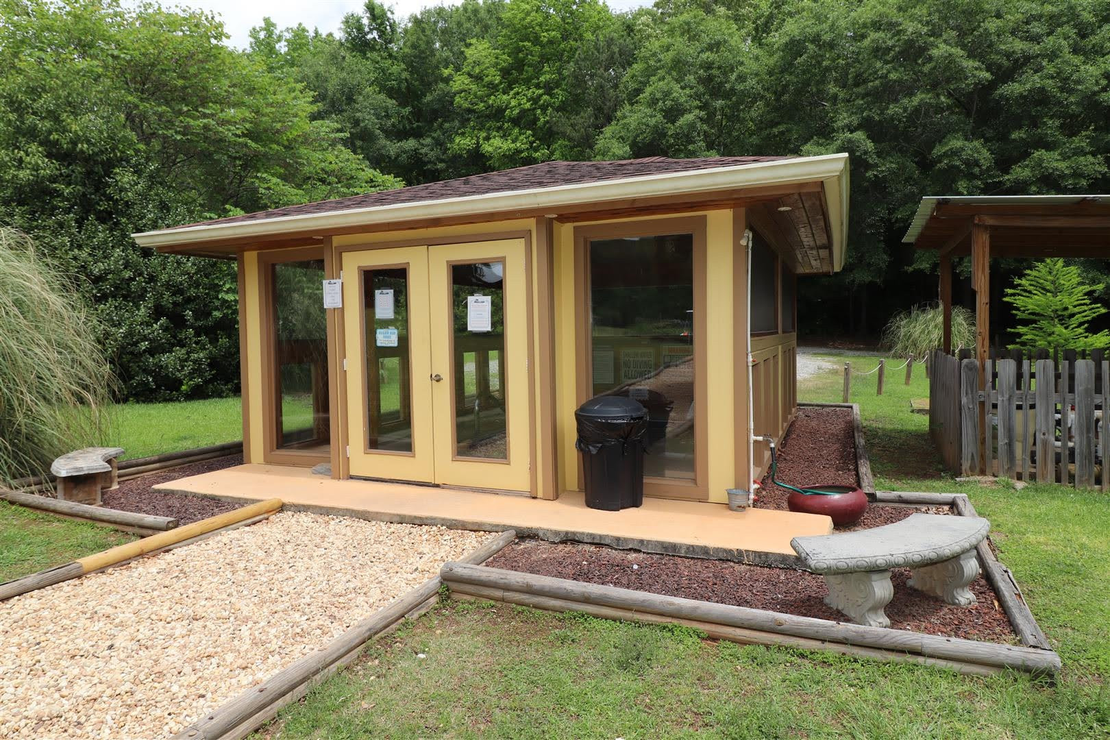Picture of Hot Tub Building